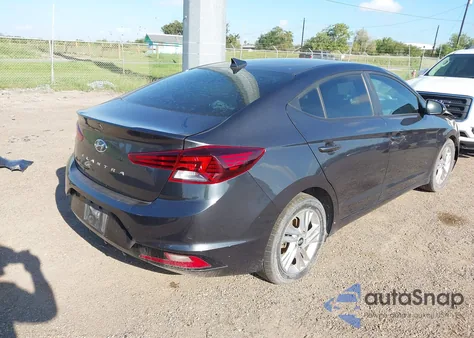 2020 Hyundai Elantra Value Edition z USA, uszkodzony, nr VIN 5NPD84LF1LH593490